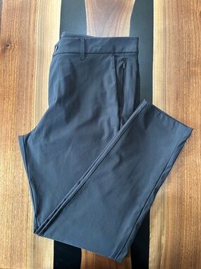 Lululemon Mens Commission Pant 38x31 Navy Blue
